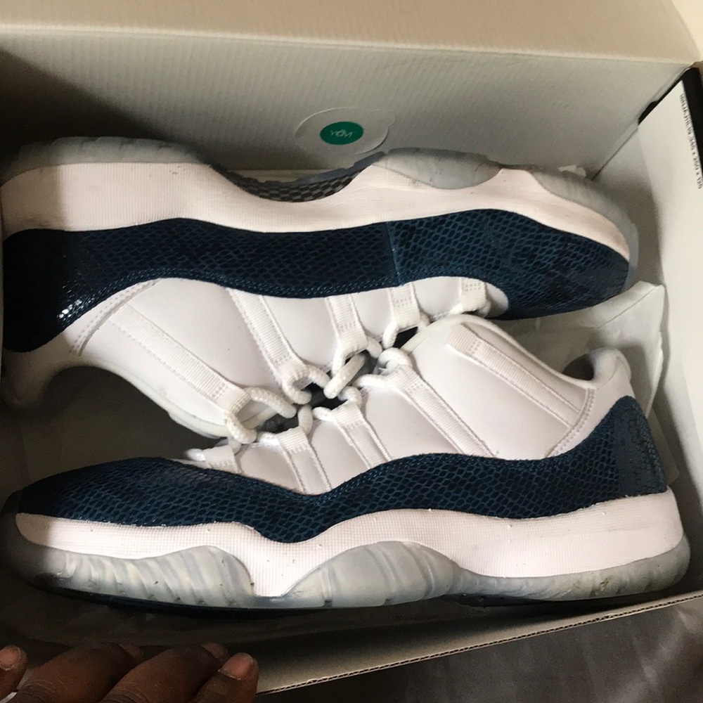 Jordan retro 11